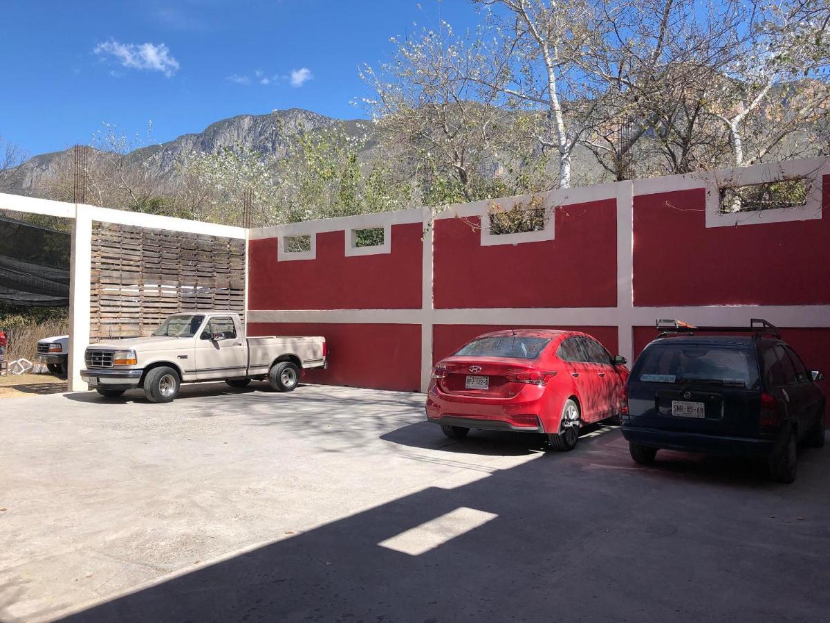 Oyo Hotel Cuatro Reales Galeana Exterior foto